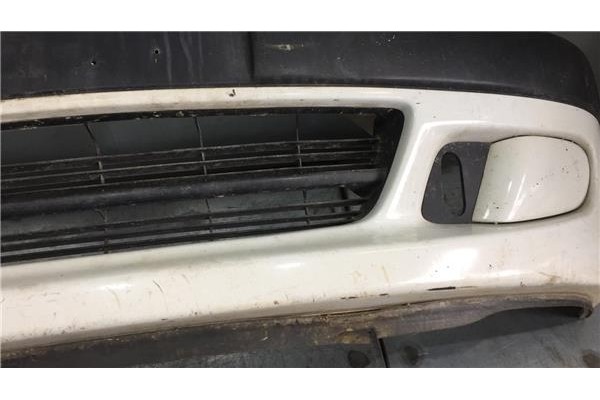 Recambio de paragolpes delantero para peugeot 306 (7b, n3, n5) 1.9 sld referencia OEM IAM 7401X8 7414K2 