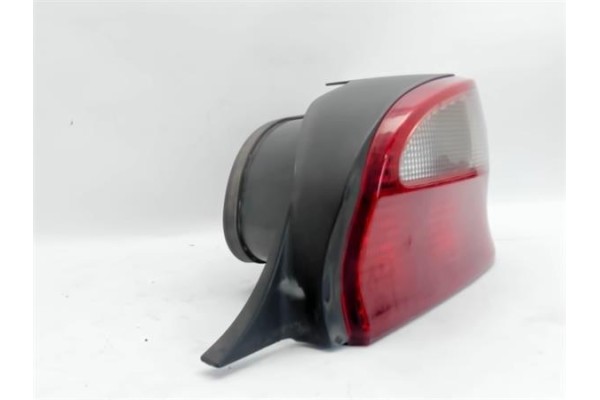 Recambio de piloto trasero derecho para citroen saxo referencia OEM IAM   