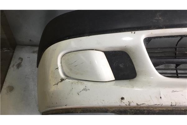 Recambio de paragolpes delantero para peugeot 306 (7b, n3, n5) 1.9 sld referencia OEM IAM 7401X8 7414K2 