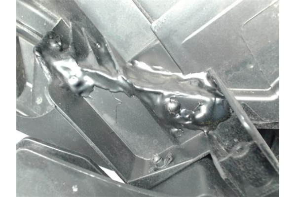 Recambio de faro delantero izquierdo para renault megane ii berlina 5p referencia OEM IAM 8200412741A 89312730 