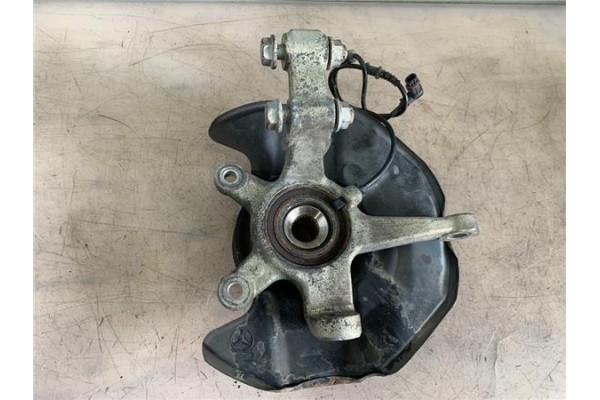 Recambio de mangueta delantero izquierda para mercedes-benz clase a (bm 169) 1.5 a 150 (169.031) referencia OEM IAM A1693300720 