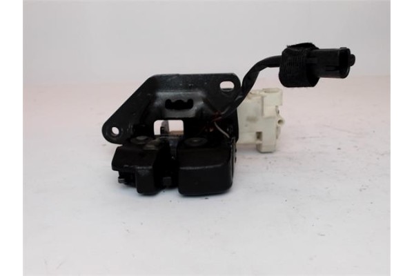 Recambio de cerradura porton para alfa romeo 147 (190) 2.0 selespeed distinctive referencia OEM IAM 50500901  