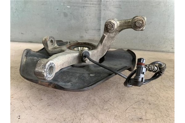 Recambio de mangueta delantero izquierda para mercedes-benz clase a (bm 169) 1.5 a 150 (169.031) referencia OEM IAM A1693300720 