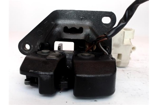 Recambio de cerradura porton para alfa romeo 147 (190) 2.0 selespeed distinctive referencia OEM IAM 50500901  