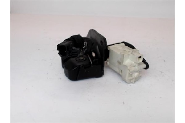 Recambio de cerradura porton para alfa romeo 147 (190) 2.0 selespeed distinctive referencia OEM IAM 50500901  