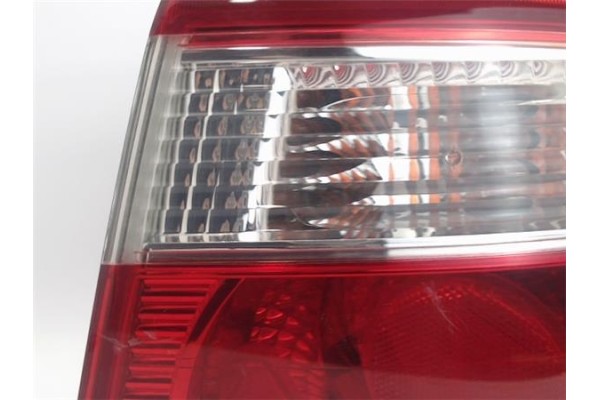 Recambio de piloto trasero derecho para kia carens (rs) referencia OEM IAM K2JB51150  