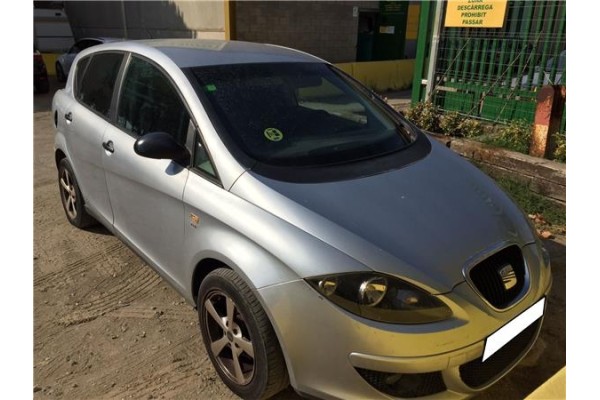 seat toledo (5p2)(09.2004 ) del año 