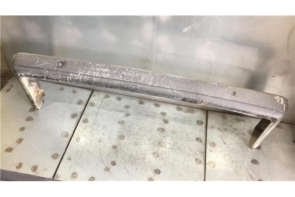 Recambio de paragolpes trasero para renault rapid /express (f40) 1.6 d transporter referencia OEM IAM 7700760880  