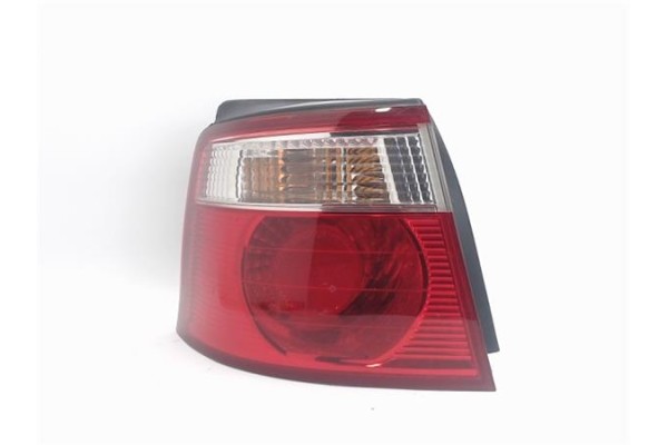 Recambio de piloto trasero izquierdo para kia carens (rs) referencia OEM IAM K2JB51160  