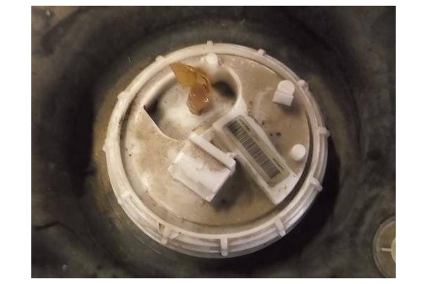 Recambio de deposito combustible para opel corsa d (2006) 1.2 referencia OEM IAM   