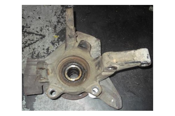 Recambio de mangueta delantero izquierda para fiat scudo furgón (220l) 1.9 d referencia OEM IAM 1310047080 1334487080 