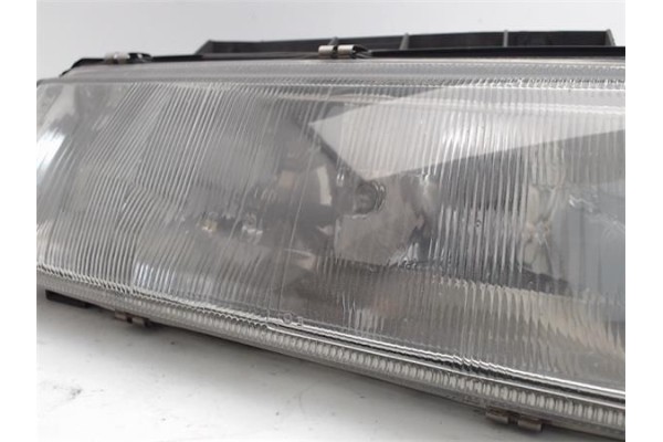 Recambio de faro delantero dcho para citroen xantia berlina referencia OEM IAM   