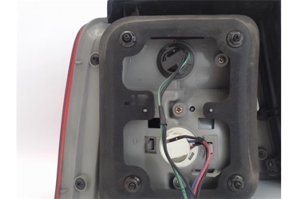 Recambio de piloto trasero derecho para kia carens (rs) referencia OEM IAM K2JB51150  
