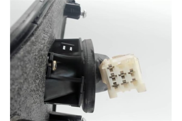 Recambio de retrovisor electrico derecho para peugeot 206 referencia OEM IAM   