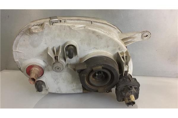 Recambio de faro delantero izquierdo para hyundai atos (mx) 1.0 i referencia OEM IAM 08221110L  