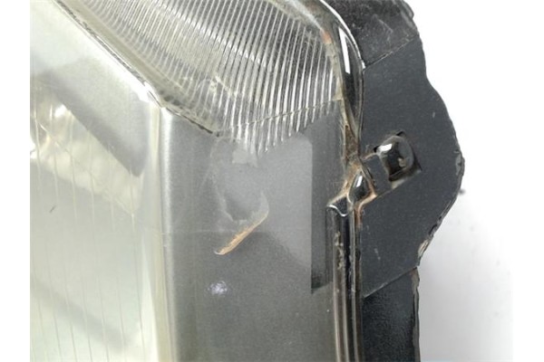 Recambio de faro delantero dcho para renault megane ii berlina 3p referencia OEM IAM 8200073226H 89030469 