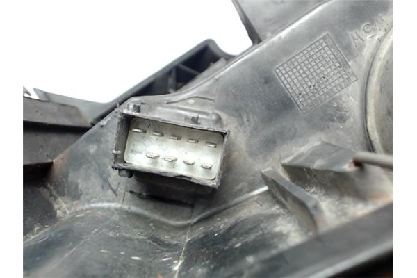 Recambio de faro delantero dcho para renault megane ii berlina 3p referencia OEM IAM 8200073226H 89030469 