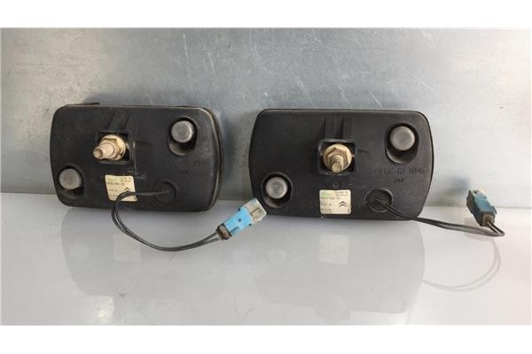 Recambio de faro antiniebla para citroen zx 1.9 d referencia OEM IAM 9609759480 MODI20 