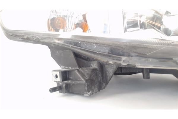 Recambio de faro delantero dcho para mazda 5 berlina (cr) 2.0 active+ referencia OEM IAM CC30510K0D C23551030 