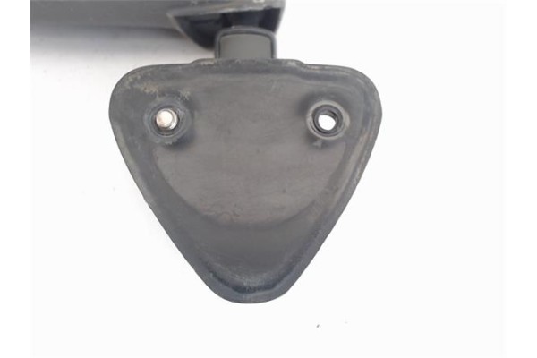 Recambio de retrovisor izquierdo para nissan vanette furgón (c22) 2.0 d referencia OEM IAM 9630216C05  