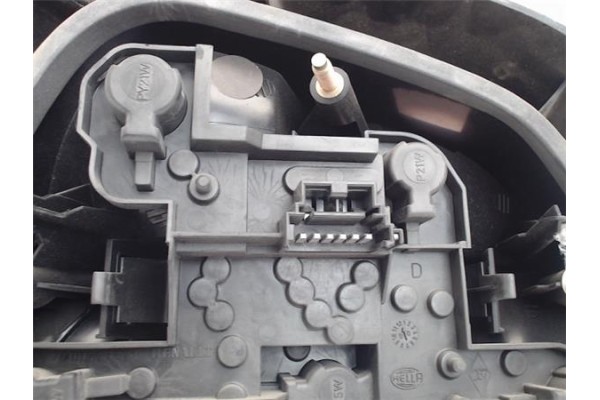 Recambio de piloto trasero derecho para renault megane i fase 2 berlina (ba0) referencia OEM IAM   