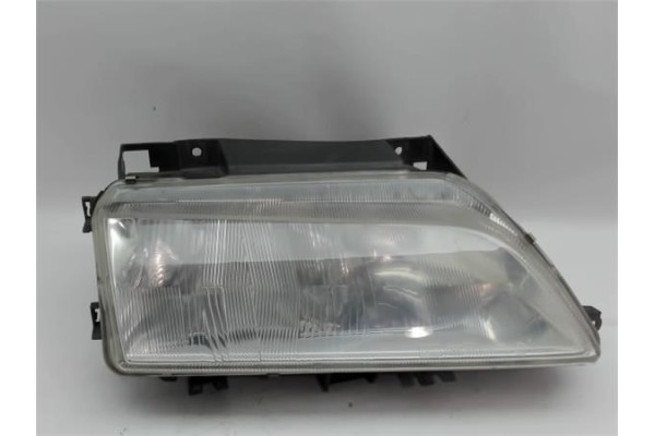 Recambio de faro delantero dcho para citroen xantia berlina referencia OEM IAM 95667948  