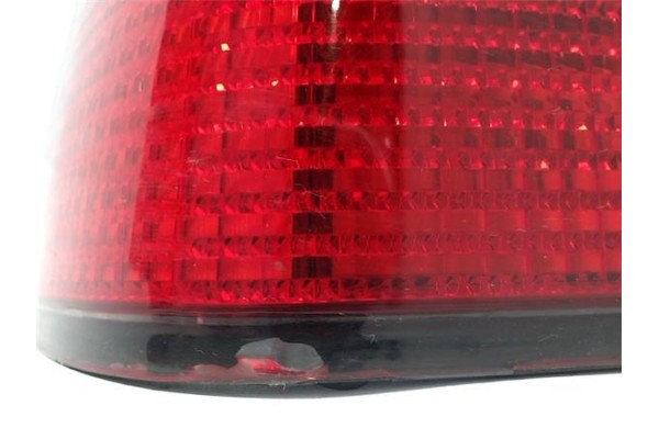 Recambio de piloto trasero izquierdo para citroen xantia berlina referencia OEM IAM 6350K2  