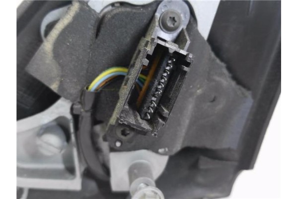 Recambio de retrovisor electrico derecho para renault clio ii fase ii (b/cb0) 1.5 authentique confort referencia OEM IAM 1226305