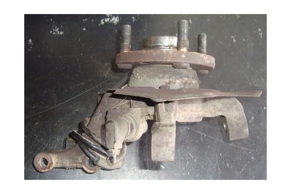 Recambio de mangueta delantero derecha para daewoo kalos 1.4 se referencia OEM IAM 96535191  