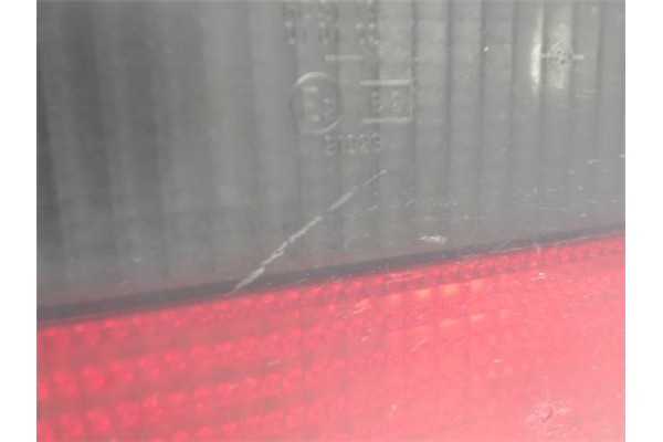 Recambio de piloto trasero derecho para citroen xantia berlina referencia OEM IAM 6351K2  