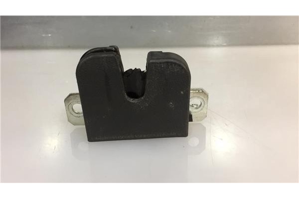 Recambio de cierre electromagnetico porton para seat ibiza (6l1) 1.9 tdi referencia OEM IAM 6L6827505A  