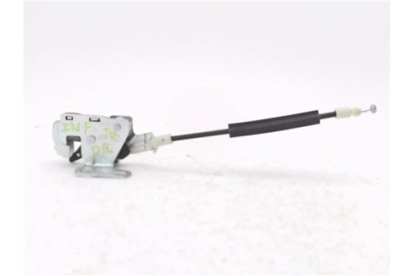 Recambio de cerradura puerta trasero derecha para peugeot bipper 1.4 básico referencia OEM IAM 9138R9 1365302080 