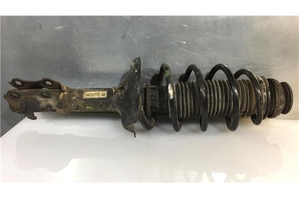 Recambio de amortiguador delantero izquierdo para volkswagen polo iii (6n1) 75 1.6 referencia OEM IAM 6N0413031K 27K8K3WWO 6N041