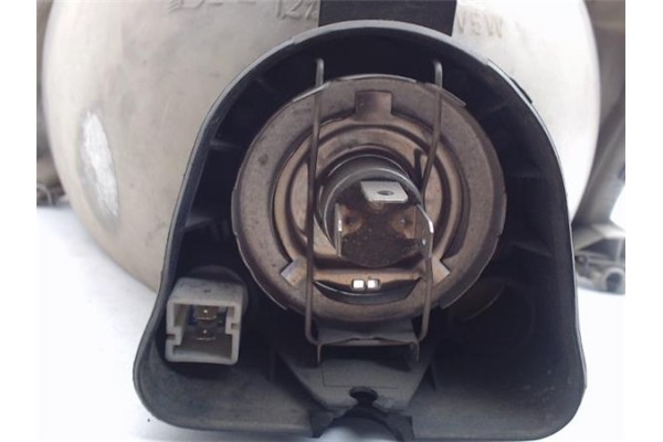 Recambio de faro delantero dcho para peugeot 106 (s1) referencia OEM IAM 084638  