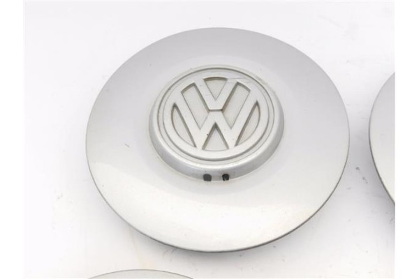 Recambio de tapacubos para volkswagen golf iii (1h1) 1.4 referencia OEM IAM 1H0601151B  
