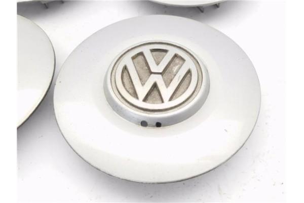 Recambio de tapacubos para volkswagen golf iii (1h1) 1.4 referencia OEM IAM 1H0601151B  