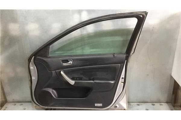 Recambio de puerta delantero derecha para honda accord berlina (cg7-9/ch1-7) 2.2 ic tdi referencia OEM IAM 67010SEA010ZZ  