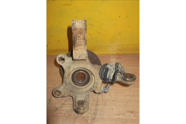 Recambio de mangueta delantero derecha para nissan almera (n16/e) 1.5 referencia OEM IAM 400144M400  