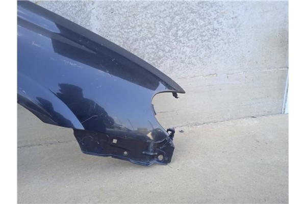 Recambio de aleta delantero derecha para nissan almera (n16/e) referencia OEM IAM   