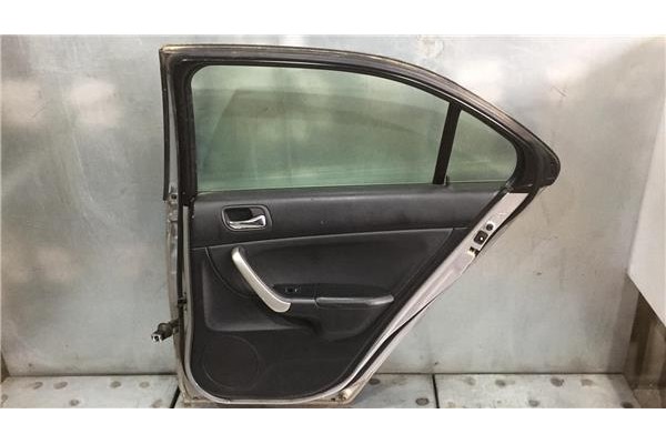 Recambio de puerta trasero derecha para honda accord berlina (cg7-9/ch1-7) 2.2 ic tdi referencia OEM IAM 67510SEA900ZZ  