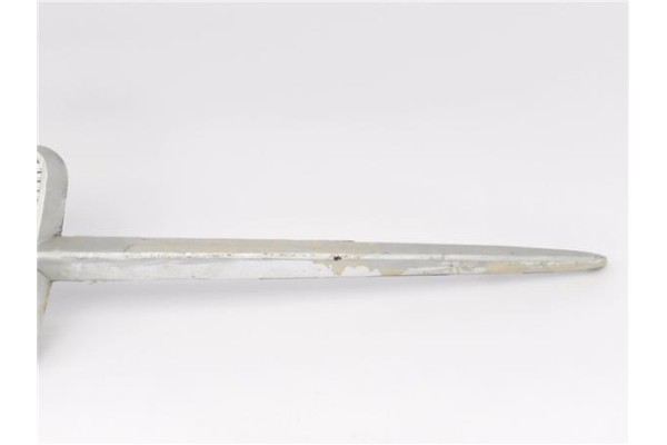 Recambio de rejilla capo para seat 600 d 0.8 referencia OEM IAM   