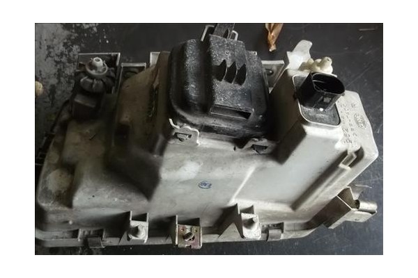 Recambio de faro delantero izquierdo para volkswagen polo iii (6n1) 45 1.0 referencia OEM IAM 6N1941016A  