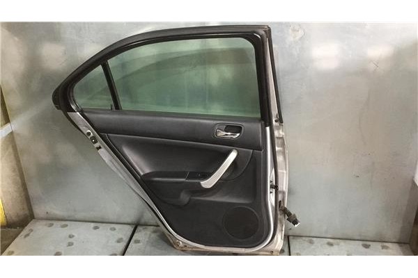 Recambio de puerta trasero izquierda para honda accord berlina (cg7-9/ch1-7) 2.2 ic tdi referencia OEM IAM 67550SEA900ZZ  