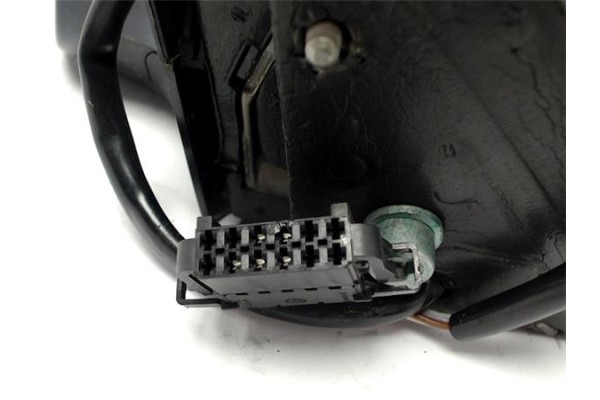 Recambio de retrovisor electrico izquierdo para volkswagen passat berlina (3b2) referencia OEM IAM   