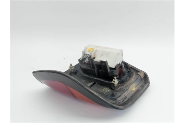 Recambio de piloto trasero izquierdo para nissan primera berl./ traveller (p10/w10) referencia OEM IAM B655590J00  