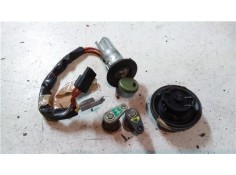 Recambio de llave para renault twingo ii 1.2 acces referencia OEM IAM   