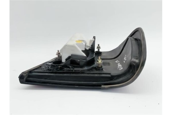 Recambio de piloto trasero izquierdo para nissan primera berl./ traveller (p10/w10) referencia OEM IAM B655590J00  