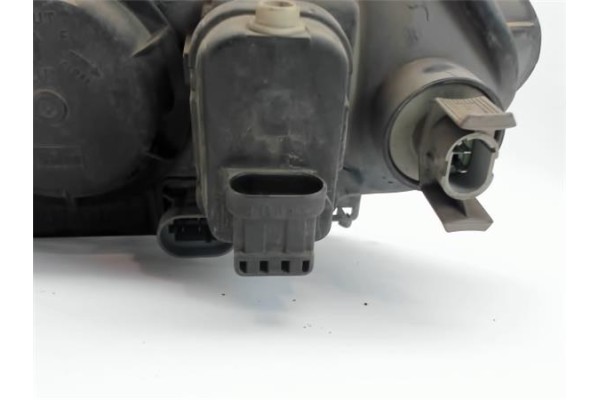 Recambio de faro delantero dcho para renault megane i fase 2 berlina (ba0) 1.6 16v fairway referencia OEM IAM 700427870D  