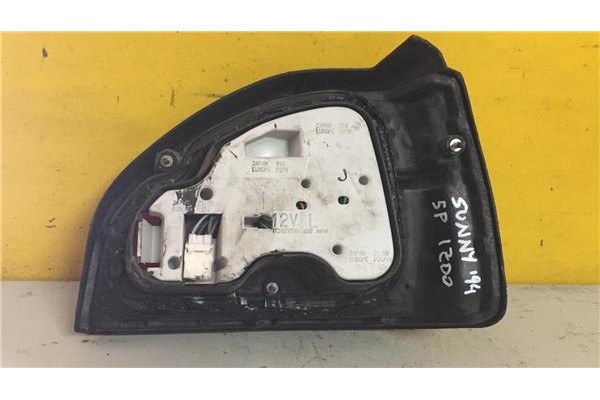 Recambio de piloto trasero izquierdo para nissan sunny berlina (n14) 1.6 sr referencia OEM IAM RS1IF 010000 3525E13  