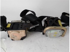 Recambio de juego cinturones delantero para toyota corolla (e12) 1.6 vvt-i referencia OEM IAM 7321002080C0 7322002050C0 